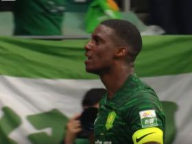 法比奥本赛季攻入21球，追平05年耶利奇的队史联赛进球纪录