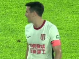 成都队长周定洋本赛季第二次累计4黄停赛，无缘下轮战梅州