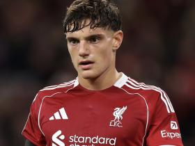 莱昂尼受伤后，利物浦正统中卫仅剩范戴克、科纳特和戈麦斯