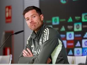 阿隆索：布斯克茨速度不是最快的，但脑子转得最快