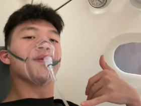 王钰栋庆祝绝平，回复蒯纪闻：兄弟6号见，还能做你室友吗？