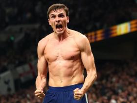 英超第6轮首日补时阶段有8个进球，创该赛事单日补时进球之最