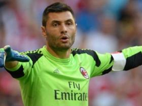 阿梅利亚：当年阿莱格里和伊布闹矛盾，导致米兰丢掉意甲冠军