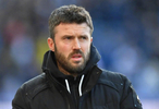 曼联考虑卡里克任临时主帅，同时关注格拉斯纳等备选