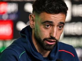 B费：我并没有因世界杯拒绝去沙特，我想留在曼联就这么简单