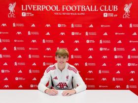 官方：利物浦签下15岁曼城青训门将阿尔菲-杜利