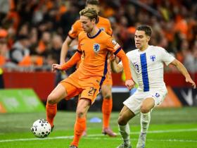 范巴斯滕：德容在荷兰队的表现令人失望，他应该向佩德里看齐