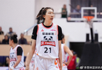 恭喜！中国女篮2米07王牌再闪耀：18分钟轰24+8，夺双冠再留洋？