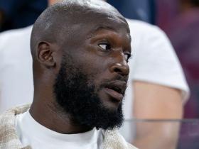 慢镜头：卢卡库在进行康复训练，希望在意超杯对阵米兰时复出