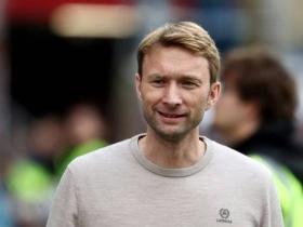 罗尔费斯：维尔茨是团队型球员，团队配合更好时他会发挥更好