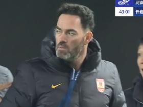 亚泰主帅苏亚雷斯累积黄牌停赛，下轮战津门虎无法在场边指挥