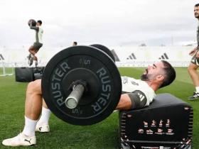 卡瓦哈尔回应特瓦斯：可以评论皇马TV，但海外赛就是违反规定