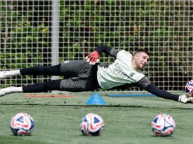 马卡：皇马年轻门将冈萨雷斯身价飙升至百万，备受俱乐部重视