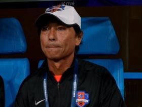 曲刚：球员训练非常积极，状态也很好，希望取得一个好结果