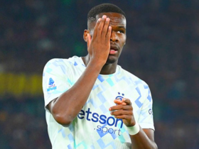 国米整活让AI为博尼修图，AI：3场2球4助攻，氛围感已经拉满