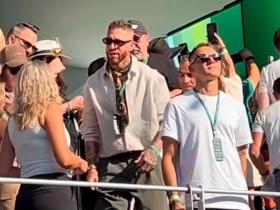 放松一下，拉莫斯和纳瓦斯一起去看F1墨西哥大奖赛