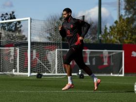 跟队记者：洛夫图斯-奇克已经参加米兰全队合练