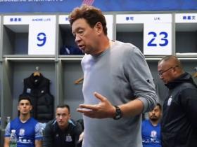 斯卢茨基赛后训话：与英博的比赛，让我想起上赛季对深圳那场