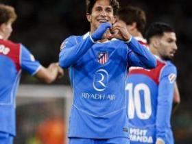 世体评朱利亚诺-西蒙尼：他表现越来越好，是马竞的关键先生