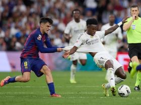 佩德里奋力拉拽维尼修斯球衣，古利特：他应被直红罚下，而不是黄牌