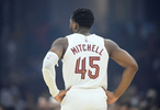 米切尔下半场0分！阿特金森：他没受伤他跟我说他没事