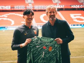 记者：范德萨明天将现身白玉碗，和海港吉祥物一起亮相