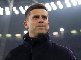 佛罗伦萨9轮不胜，记者：莫塔、德罗西或内斯塔可能取代皮奥利