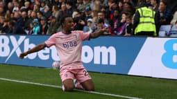 虎父无犬子，英超10月最佳候选克鲁皮的父亲是科特迪瓦前国脚