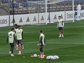 马斯坦托诺受伤？记者：他正常参加了球队的训练，并未受伤