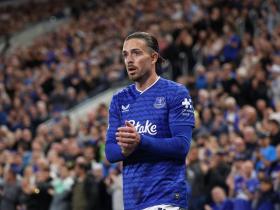 高效发挥，格拉利什目前助攻数+造犯规数均为联赛第一