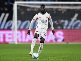 跟队记者：托莫里将被征召出战罗马，圣地亚哥无缘参赛