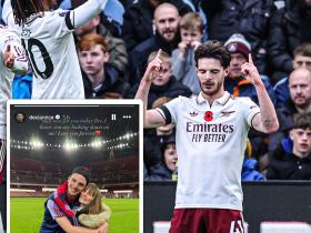 赖斯进球后双手指天，是为了纪念他已故的姨姨