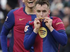 马卡：卡萨多签约门德斯旗下经纪公司，加入巴萨众多球员行列