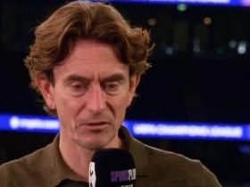 弗兰克：范德芬进球前我心想他要去哪，在场边喊让他快传球