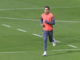 法尔克：穆西亚拉复出时间尚未确定，俱乐部没有施加任何压力