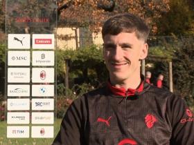 萨56：阿莱格里接手帅位后给我打了电话，并希望我留队