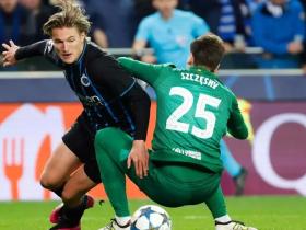 每体：什琴斯尼8场丢了15球，和霍安-加西亚差距巨大